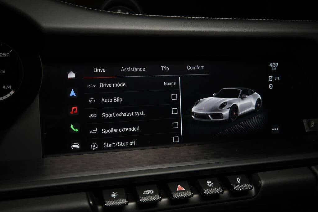 2022 Porsche 992 Targa 4 & 4S - Image 23 of 31