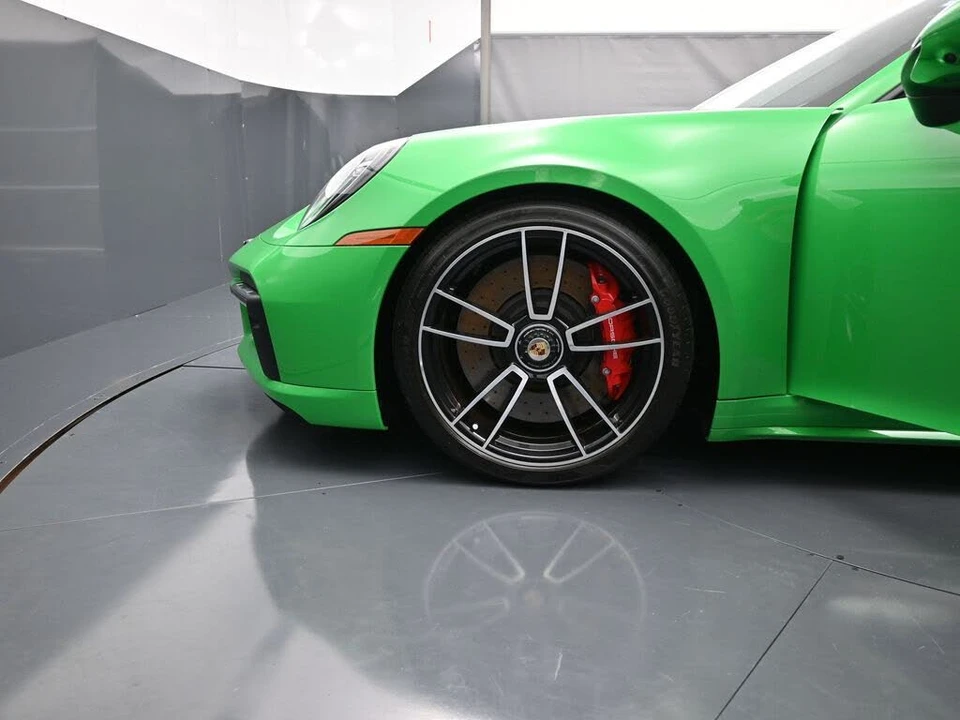 2022 Porsche 992 Turbo - Image 6 of 31