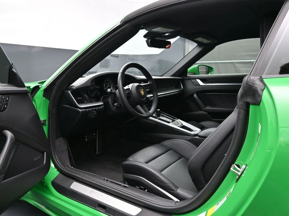 2022 Porsche 992 Turbo - Image 4 of 31