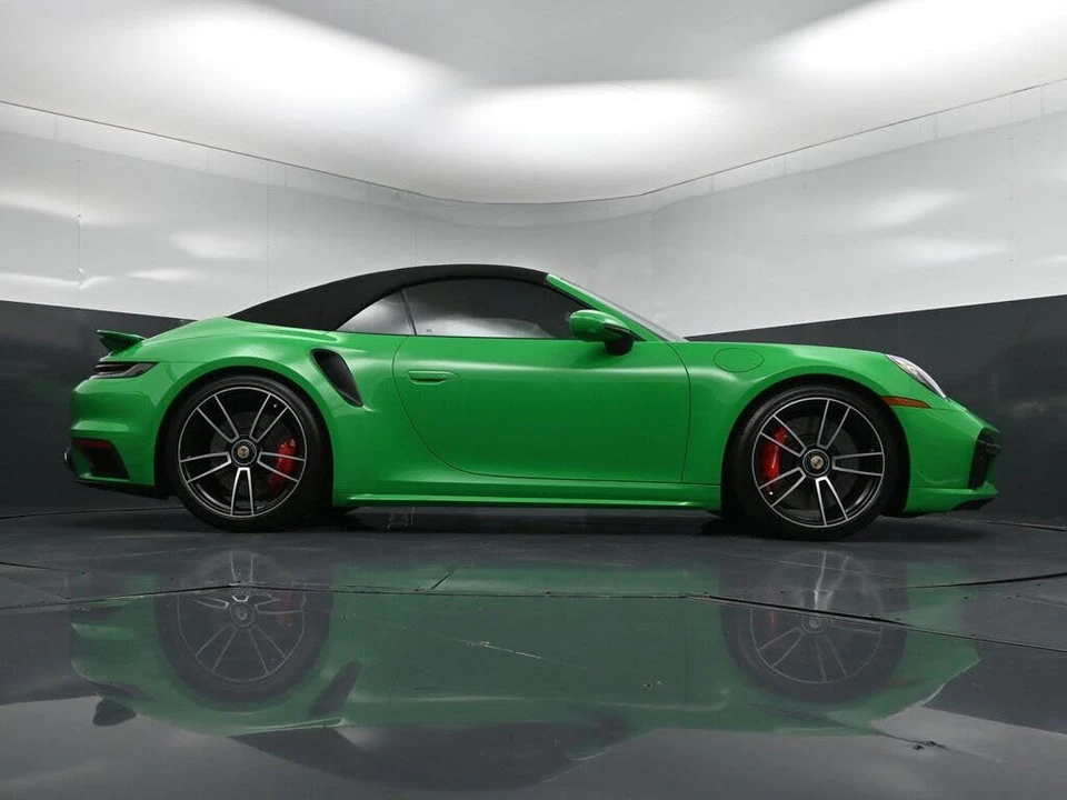 2022 Porsche 992 Turbo - Image 25 of 31