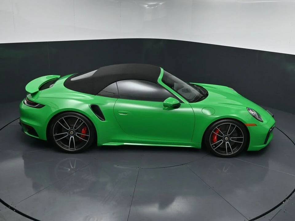 2022 Porsche 992 Turbo - Image 17 of 31