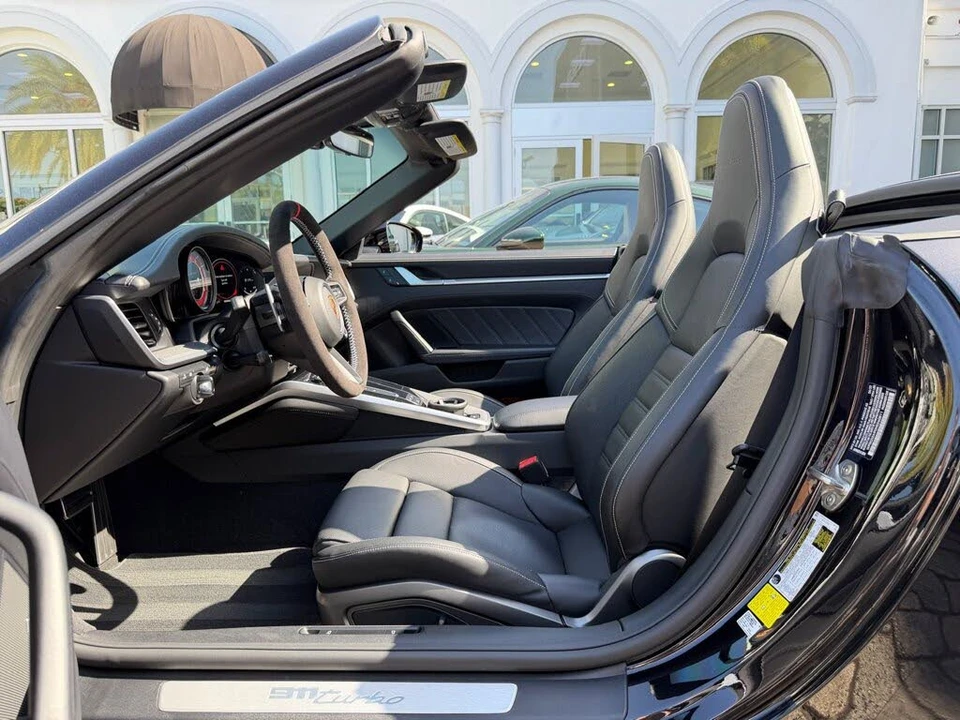 2022 Porsche 992 Turbo - Image 25 of 31