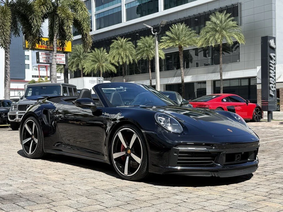 2022 Porsche 992 Turbo - Image 2 of 31