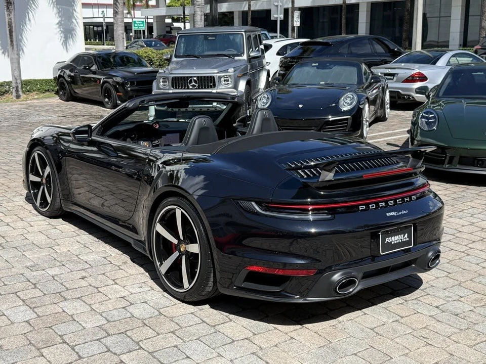 2022 Porsche 992 Turbo - Image 10 of 31