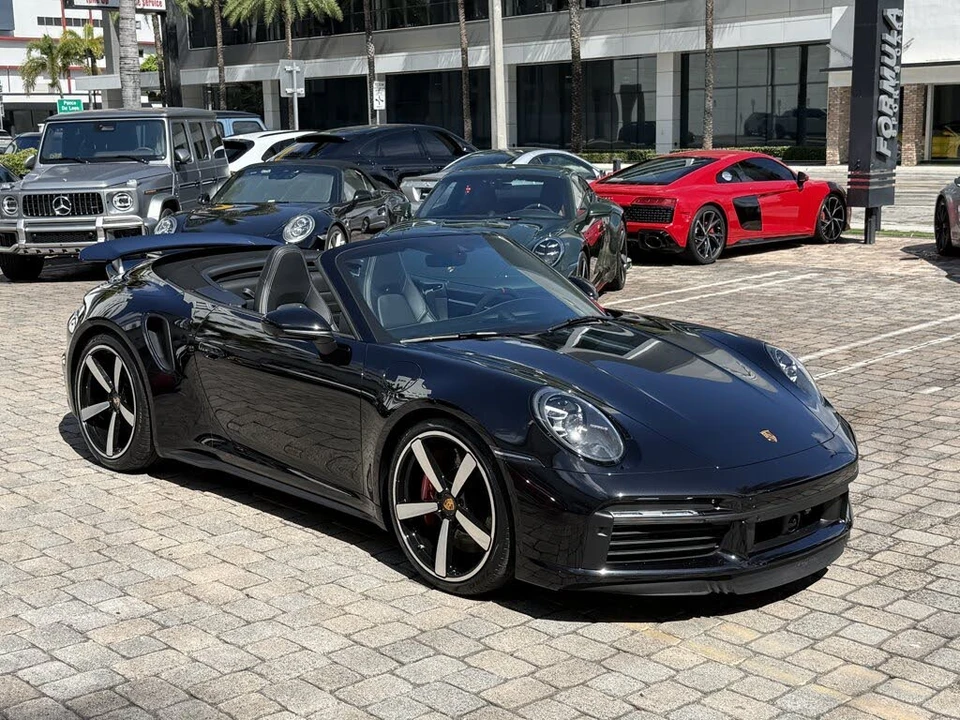 2022 Porsche 992 Turbo - Image 14 of 31