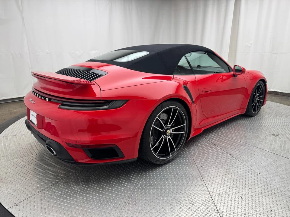 2022 Porsche 992 Turbo - Image 13 of 31
