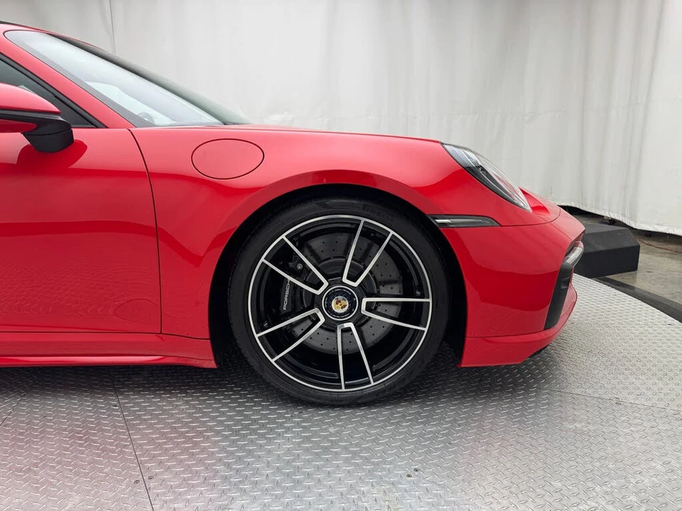 2022 Porsche 992 Turbo - Image 17 of 31