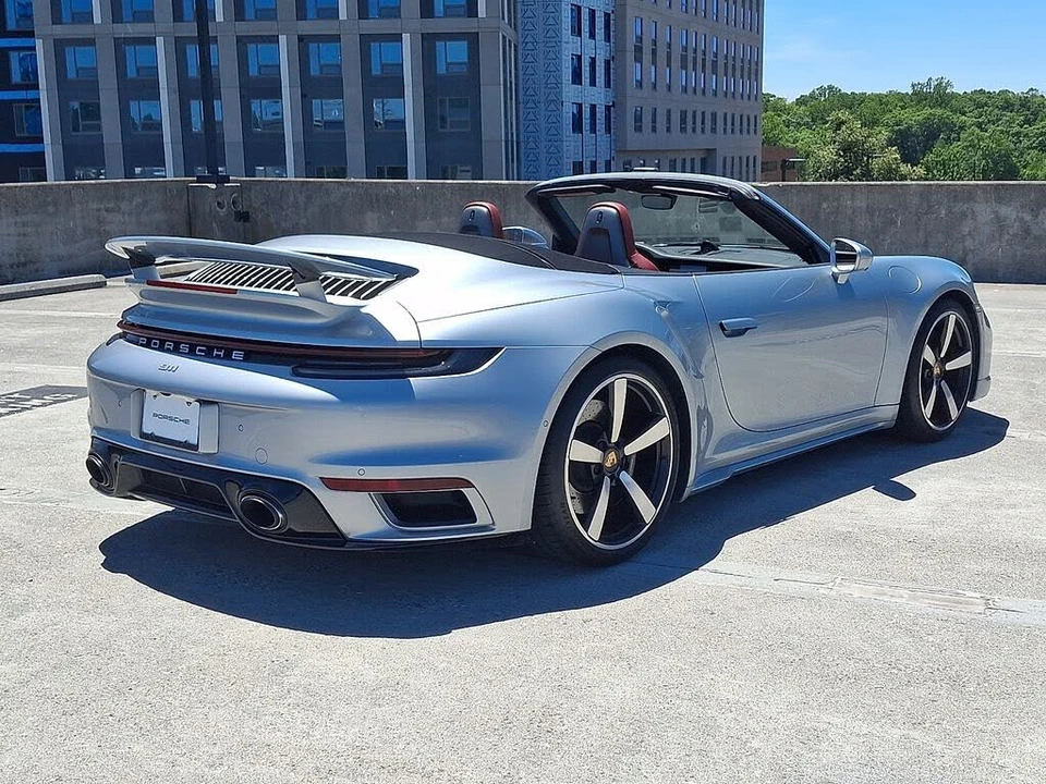 2022 Porsche 992 Turbo - Image 8 of 31