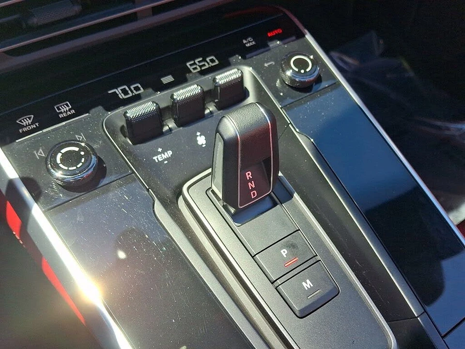 2022 Porsche 992 Turbo - Image 16 of 31