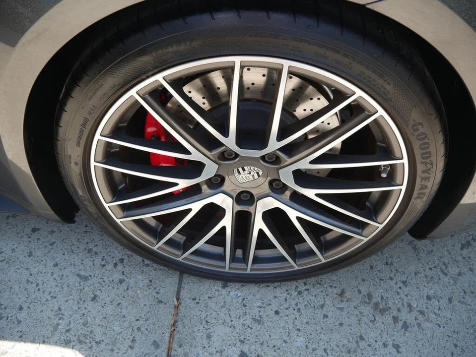 2022 Porsche 992 Turbo - Image 12 of 29