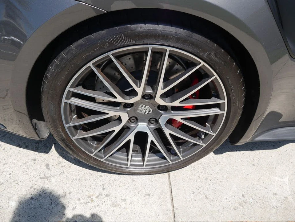 2022 Porsche 992 Turbo - Image 13 of 29