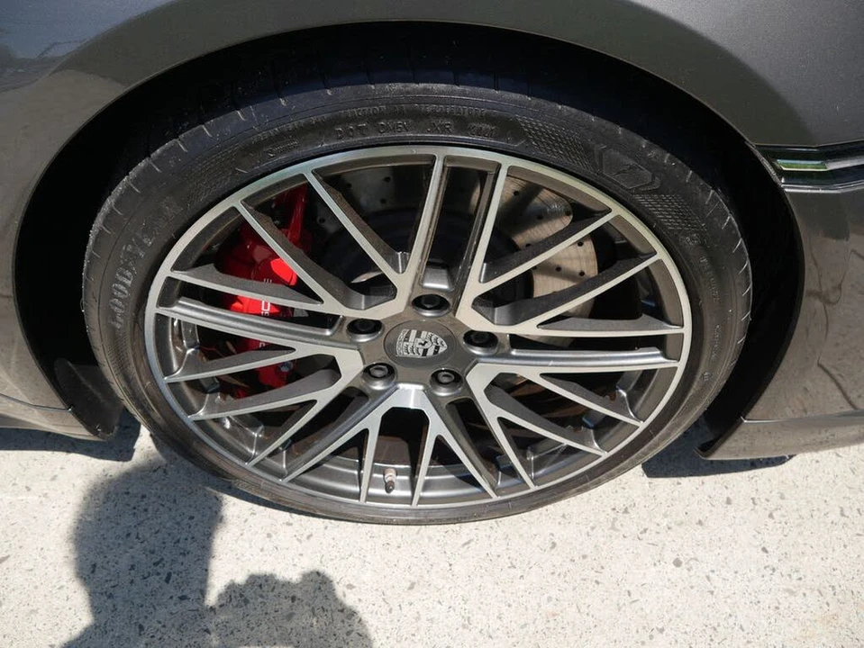 2022 Porsche 992 Turbo - Image 14 of 29