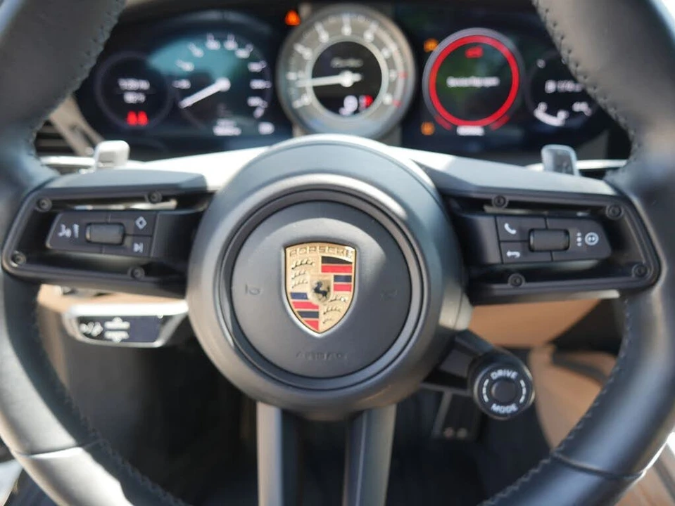 2022 Porsche 992 Turbo - Image 19 of 29