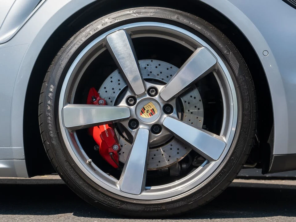 2022 Porsche 992 Turbo - Image 13 of 31