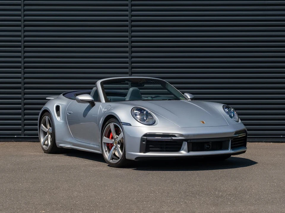 2022 Porsche 992 Turbo - Image 10 of 31