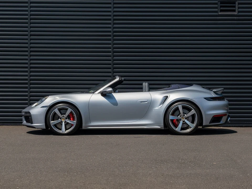 2022 Porsche 992 Turbo - Image 2 of 31