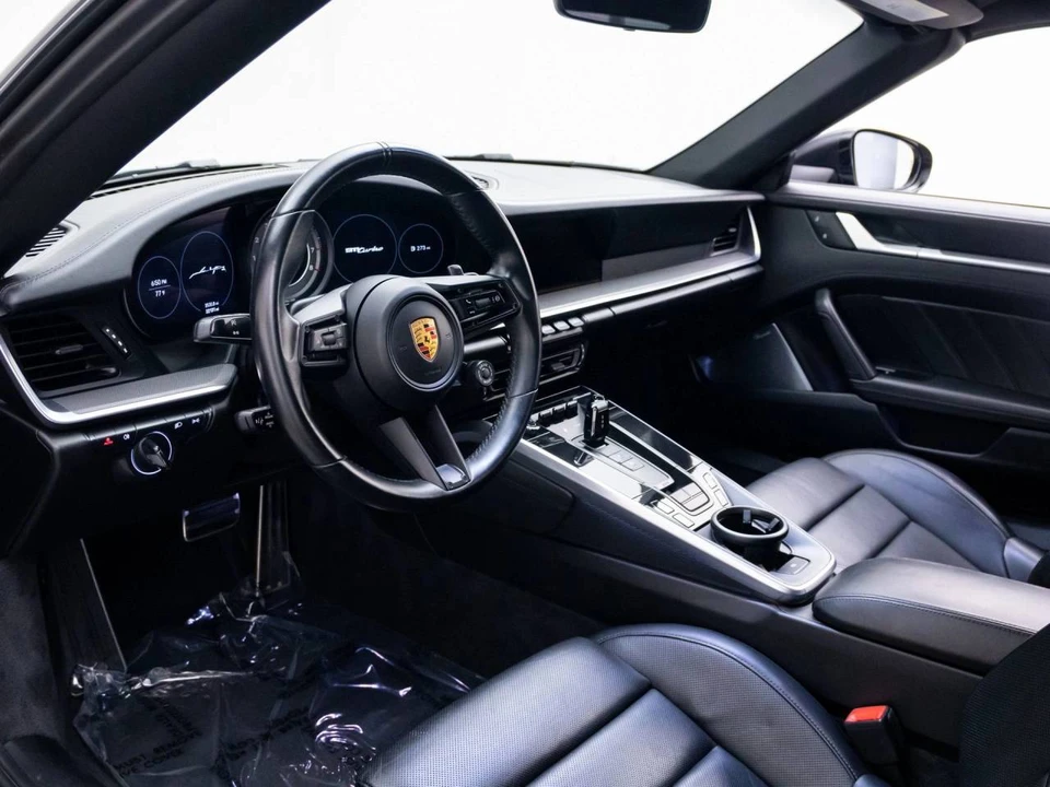 2022 Porsche 992 Turbo - Image 4 of 5