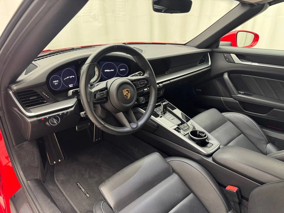 2022 Porsche 992 Turbo - Image 4 of 5