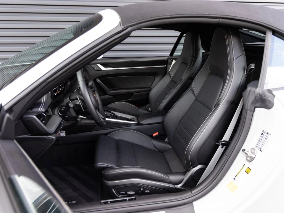 2022 Porsche 992 Turbo - Image 5 of 5