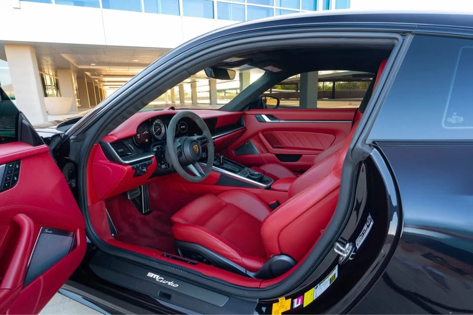 2022 Porsche 992 Turbo - Image 11 of 20