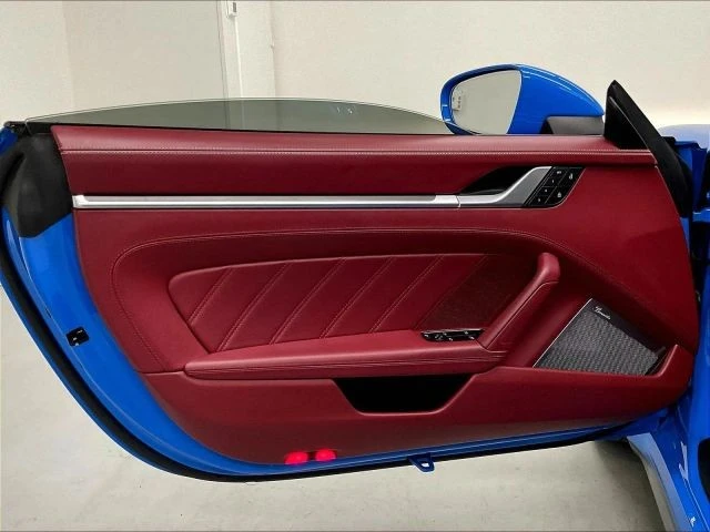 2022 Porsche 992 Turbo - Image 18 of 31