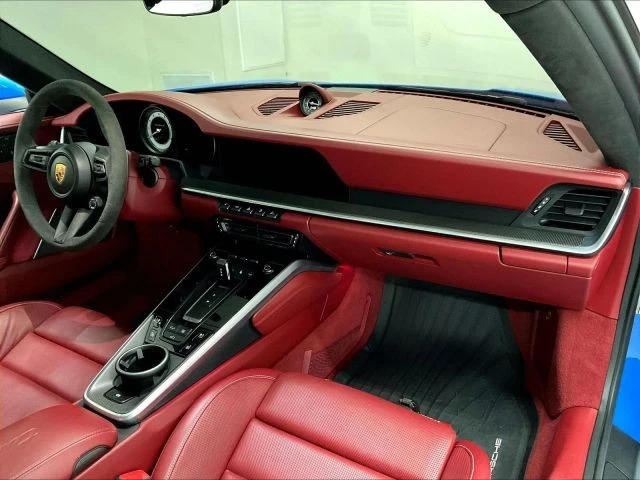 2022 Porsche 992 Turbo - Image 13 of 31