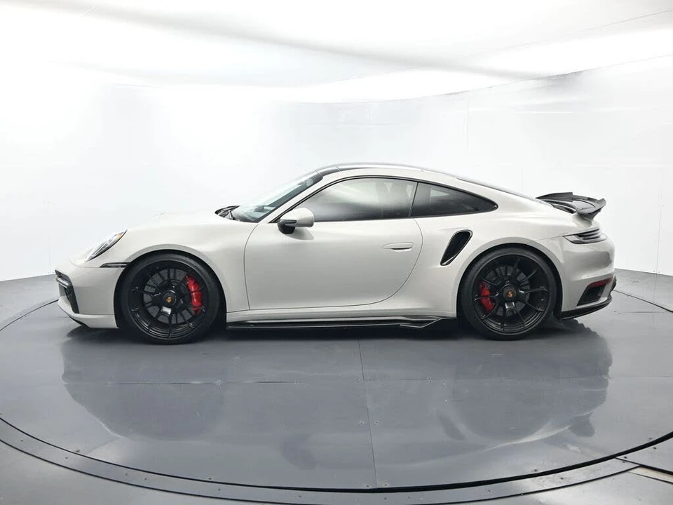 2022 Porsche 992 Turbo - Image 2 of 31