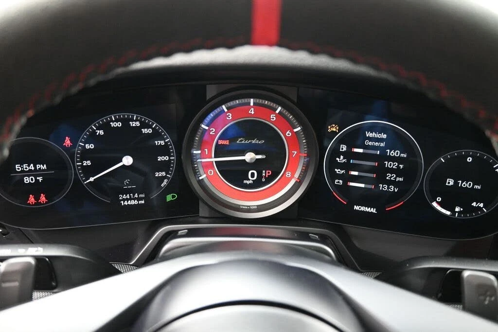 2022 Porsche 992 Turbo - Image 8 of 31