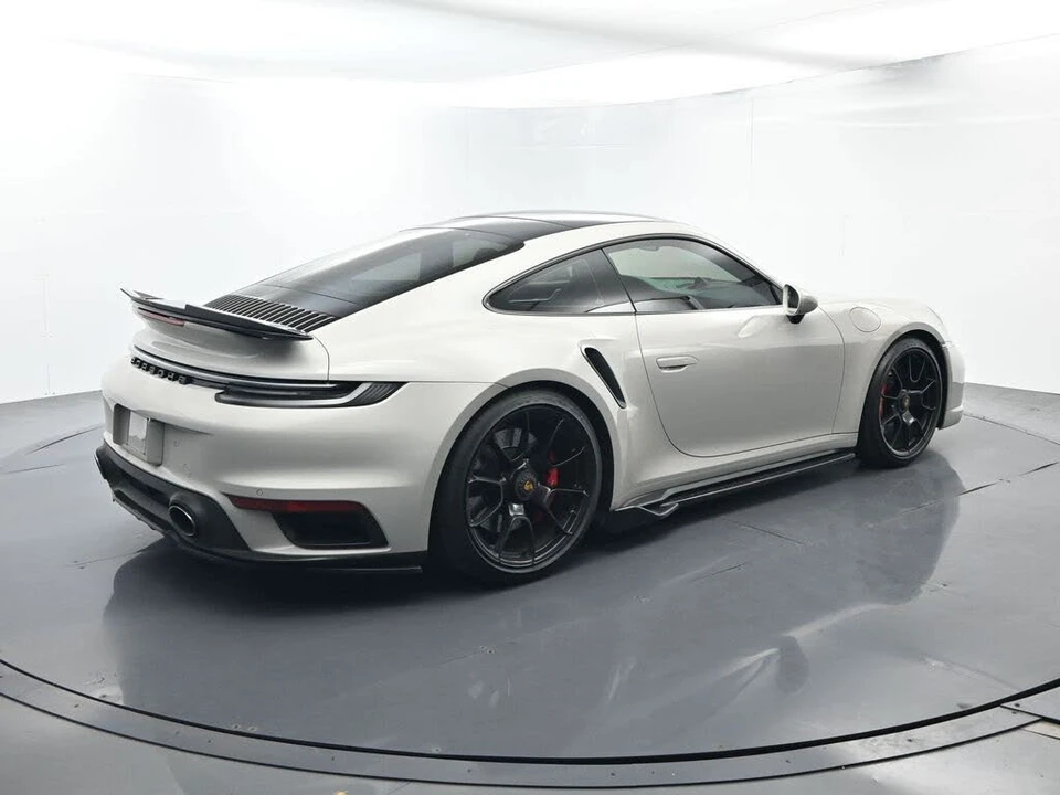 2022 Porsche 992 Turbo - Image 15 of 31