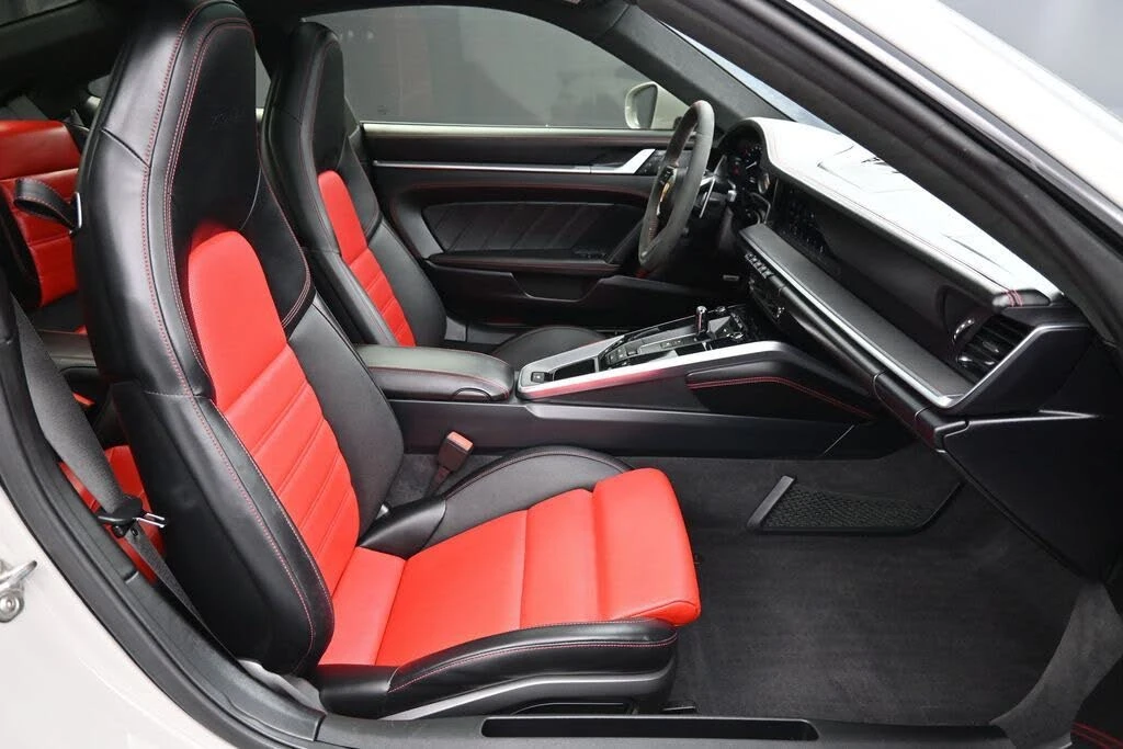 2022 Porsche 992 Turbo - Image 30 of 31
