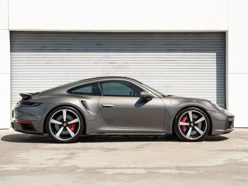 2022 Porsche 992 Turbo - Image 28 of 31