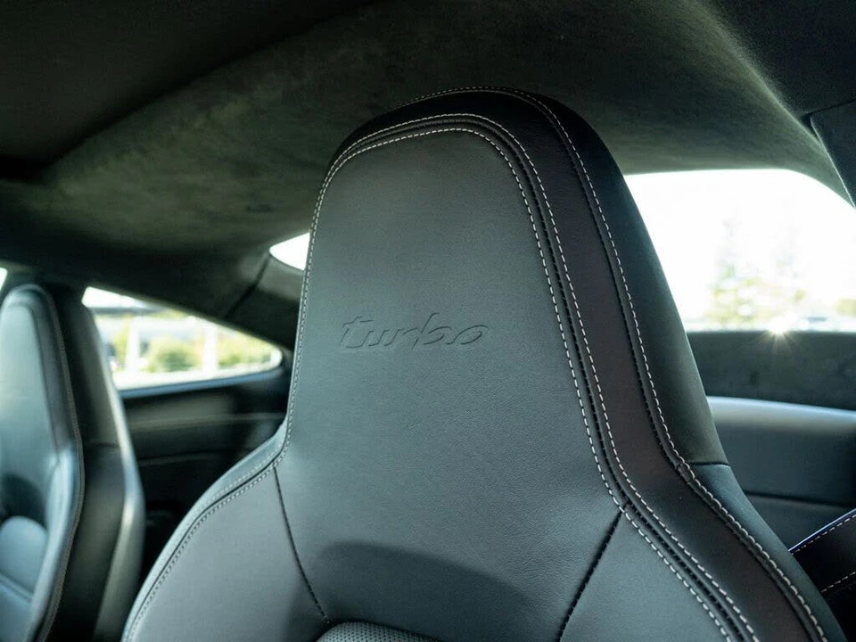 2022 Porsche 992 Turbo - Image 6 of 31