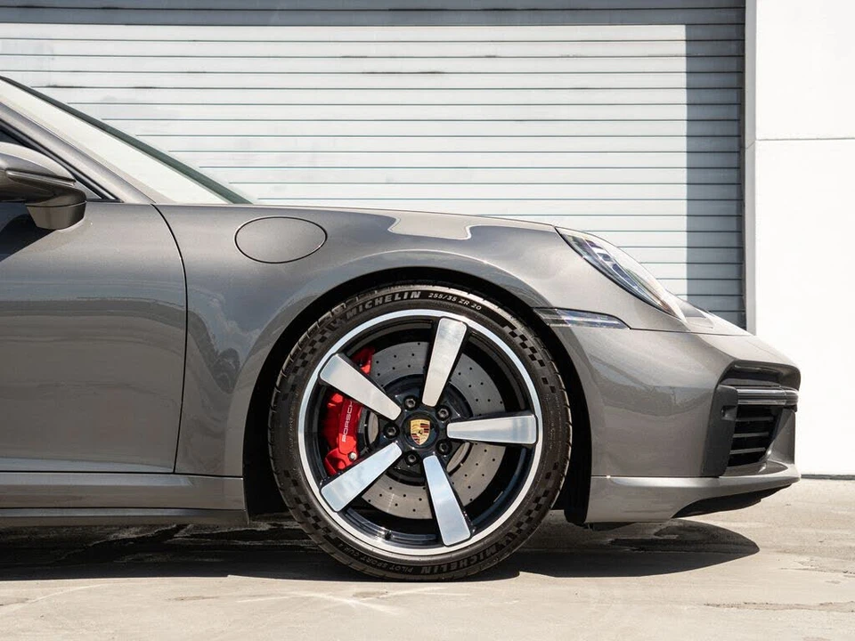 2022 Porsche 992 Turbo - Image 27 of 31