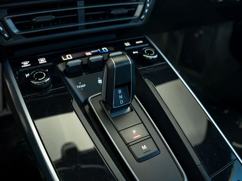 2022 Porsche 992 Turbo - Image 12 of 31
