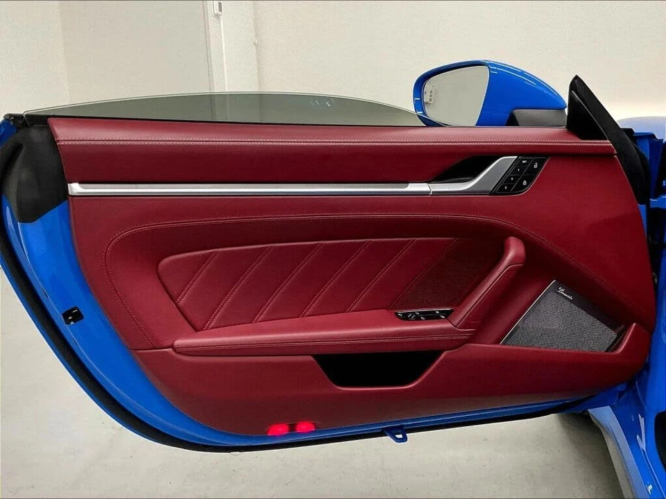 2022 Porsche 992 Turbo - Image 17 of 31