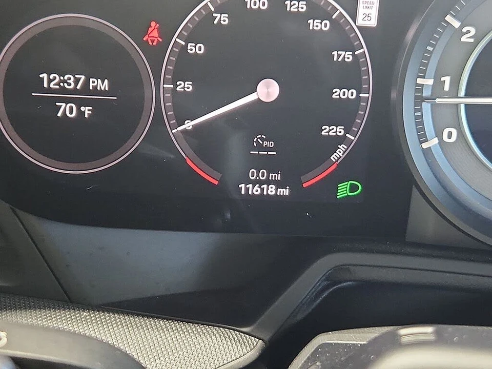 2022 Porsche 992 Turbo - Image 20 of 31