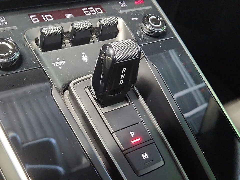 2022 Porsche 992 Turbo - Image 14 of 31