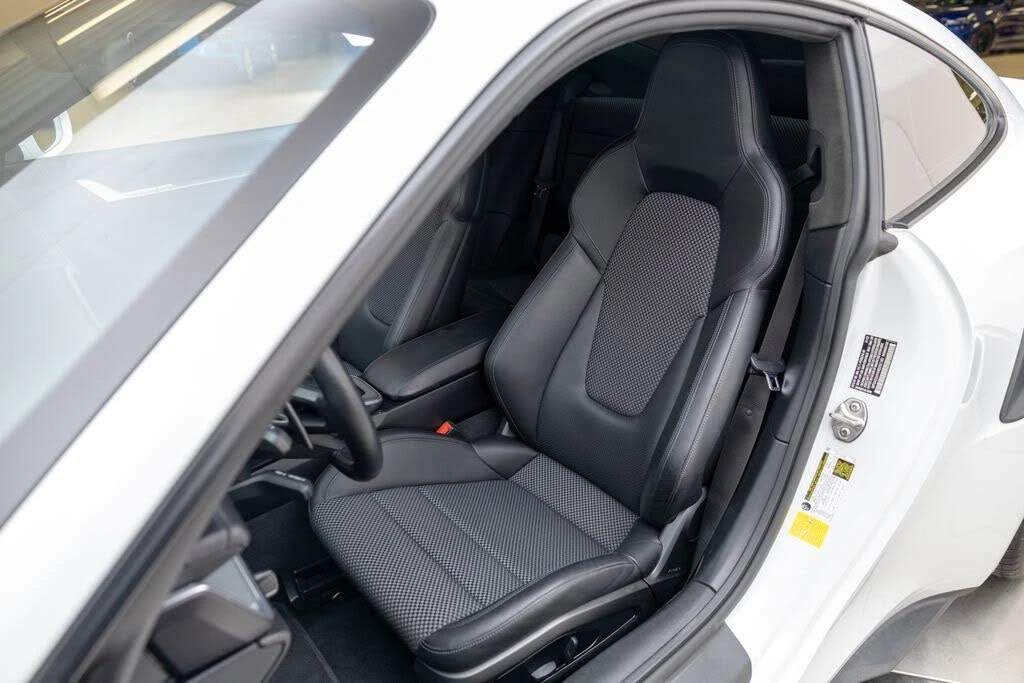 2022 Porsche 992 Turbo - Image 14 of 31
