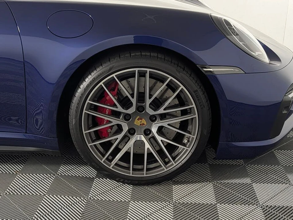 2022 Porsche 992 Turbo - Image 14 of 31