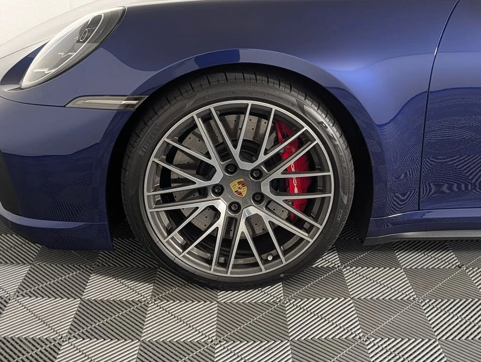 2022 Porsche 992 Turbo - Image 11 of 31