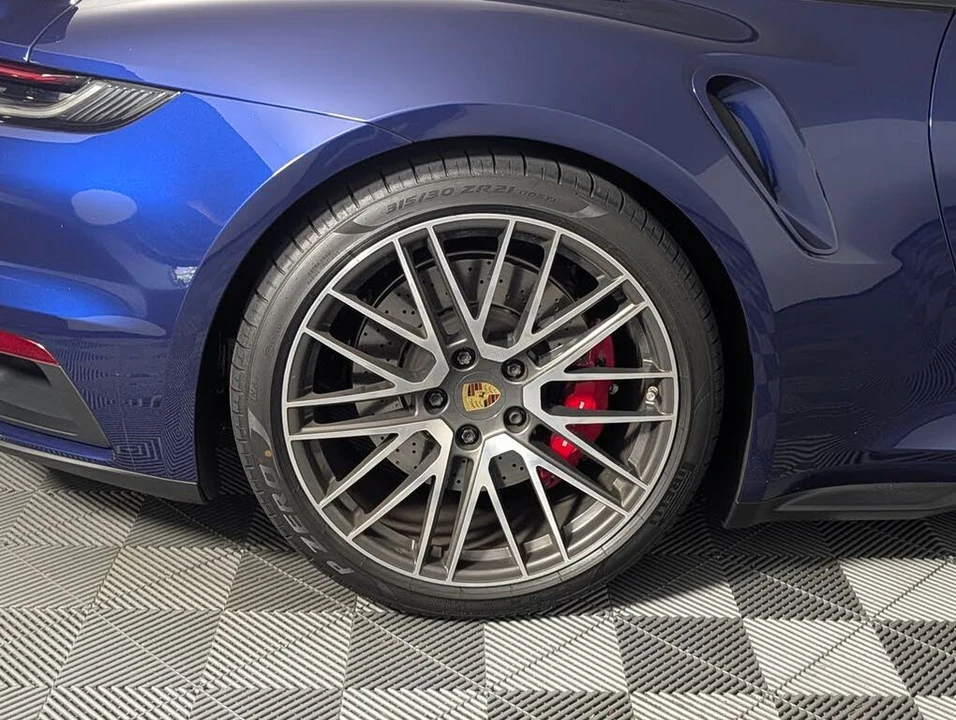2022 Porsche 992 Turbo - Image 13 of 31