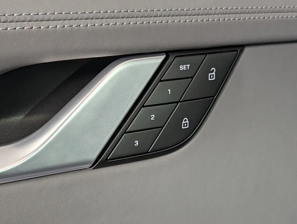2022 Porsche 992 Turbo - Image 25 of 31