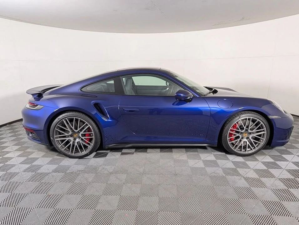 2022 Porsche 992 Turbo - Image 8 of 31