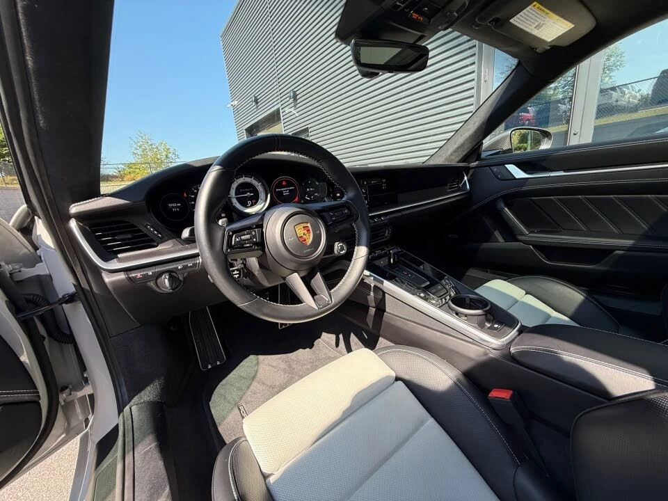 2022 Porsche 992 Turbo - Image 12 of 25