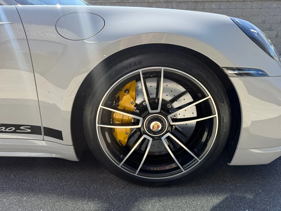 2022 Porsche 992 Turbo - Image 11 of 25