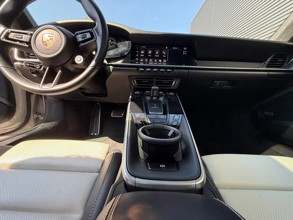 2022 Porsche 992 Turbo - Image 16 of 25