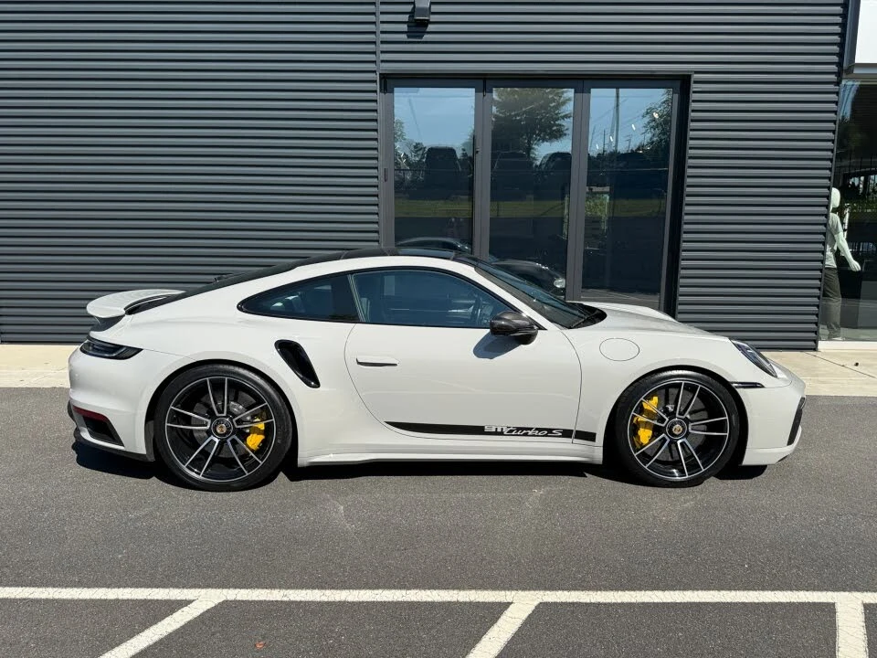 2022 Porsche 992 Turbo - Image 8 of 25