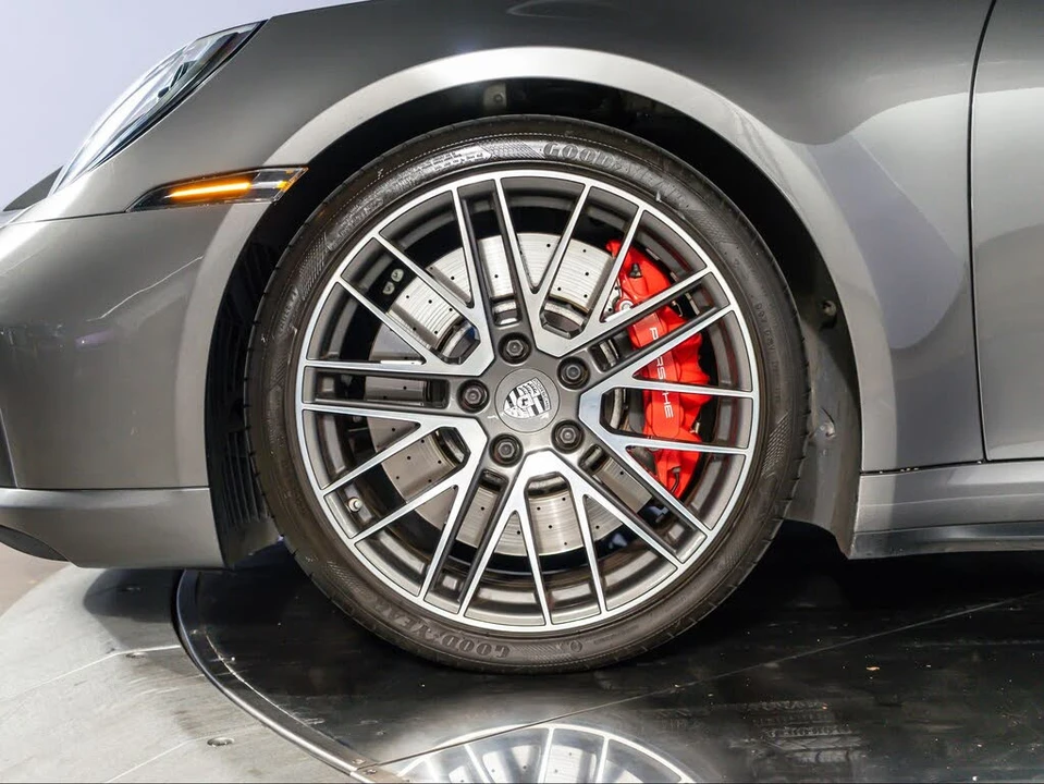 2022 Porsche 992 Turbo - Image 14 of 29