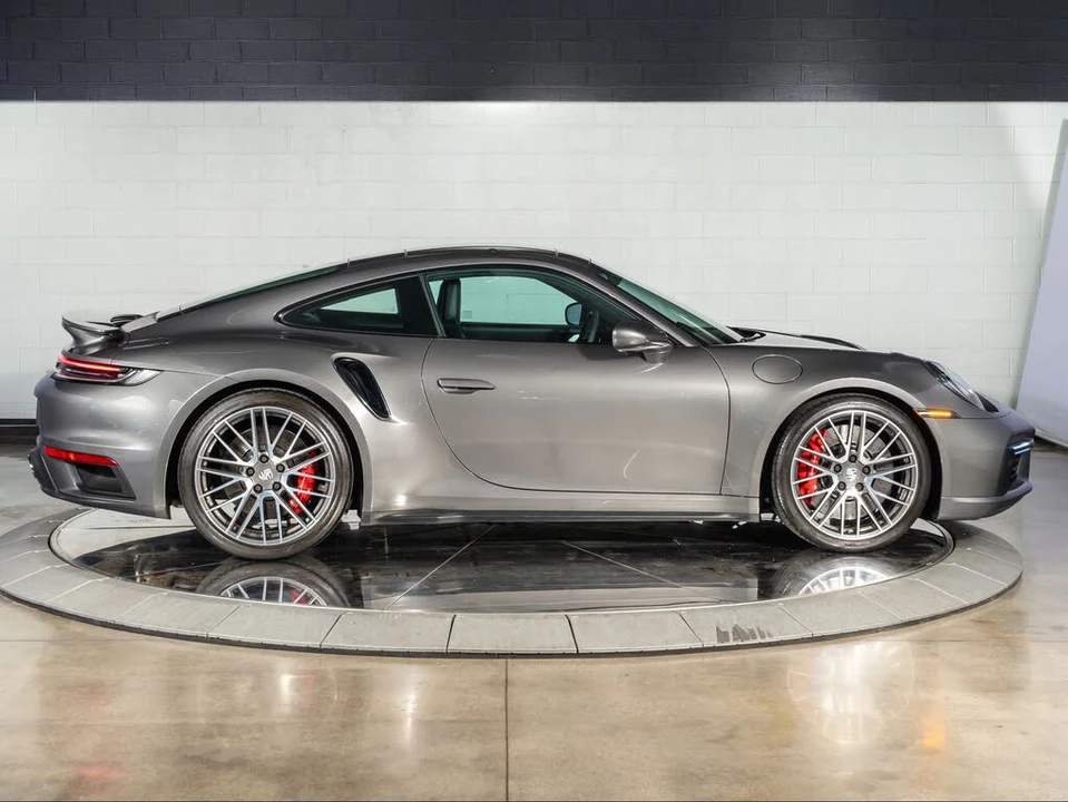2022 Porsche 992 Turbo - Image 8 of 29