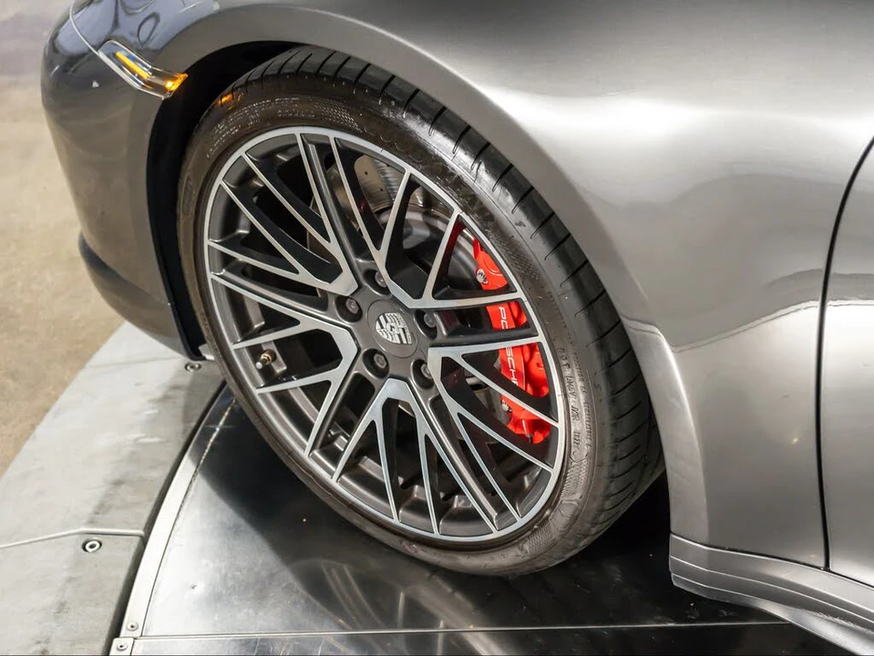 2022 Porsche 992 Turbo - Image 15 of 29